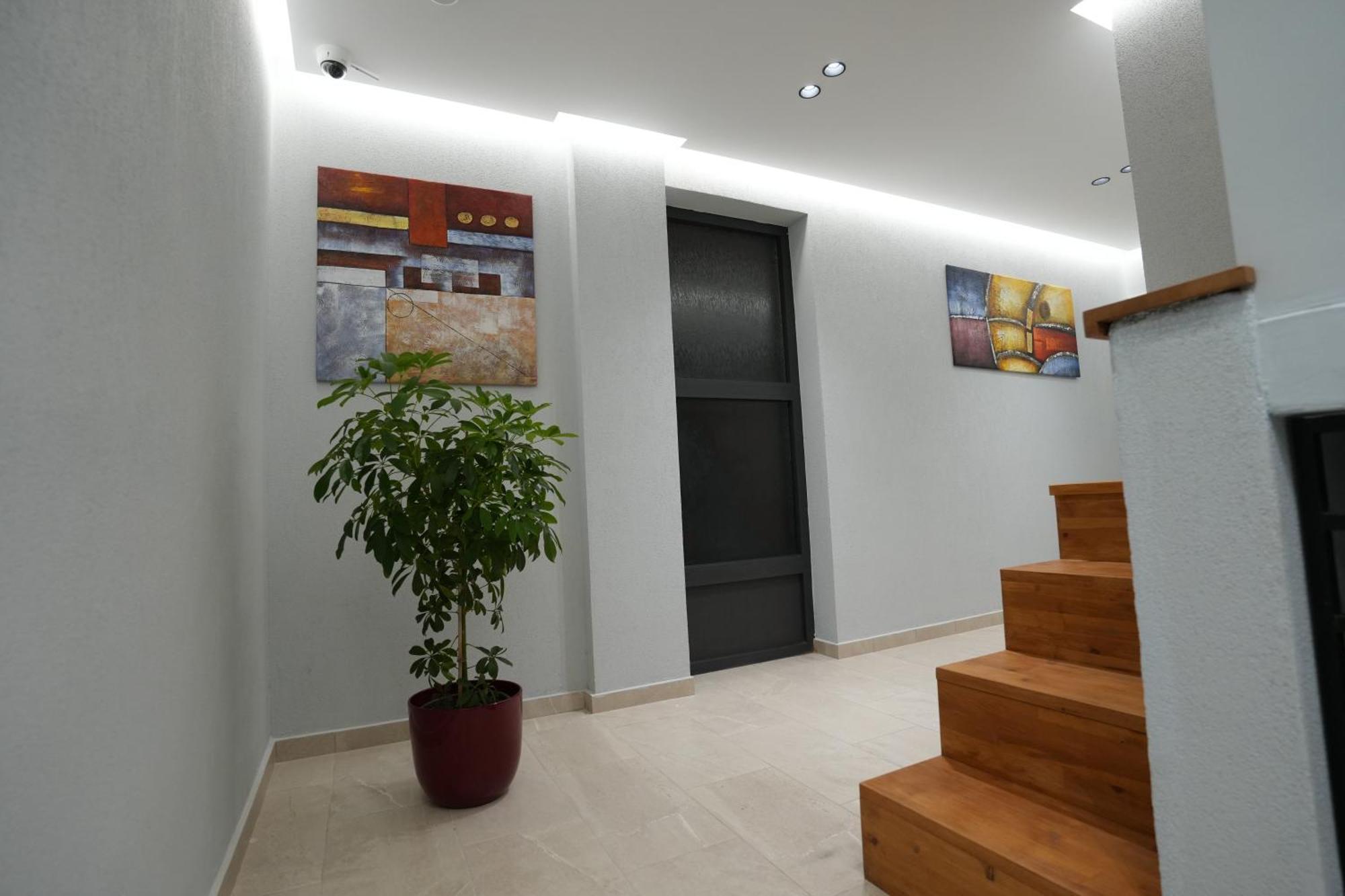 Rs Skendo Apartments จีโรคาสเตอร์ ภายนอก รูปภาพ