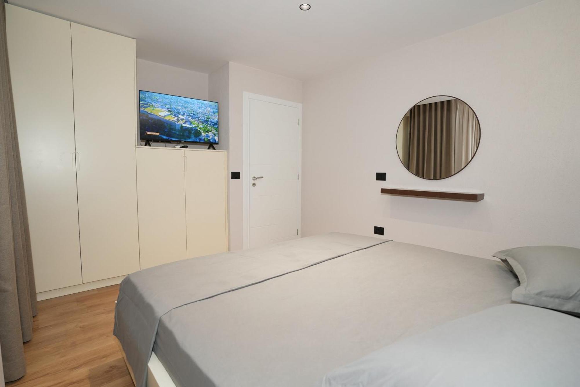 Rs Skendo Apartments จีโรคาสเตอร์ ภายนอก รูปภาพ