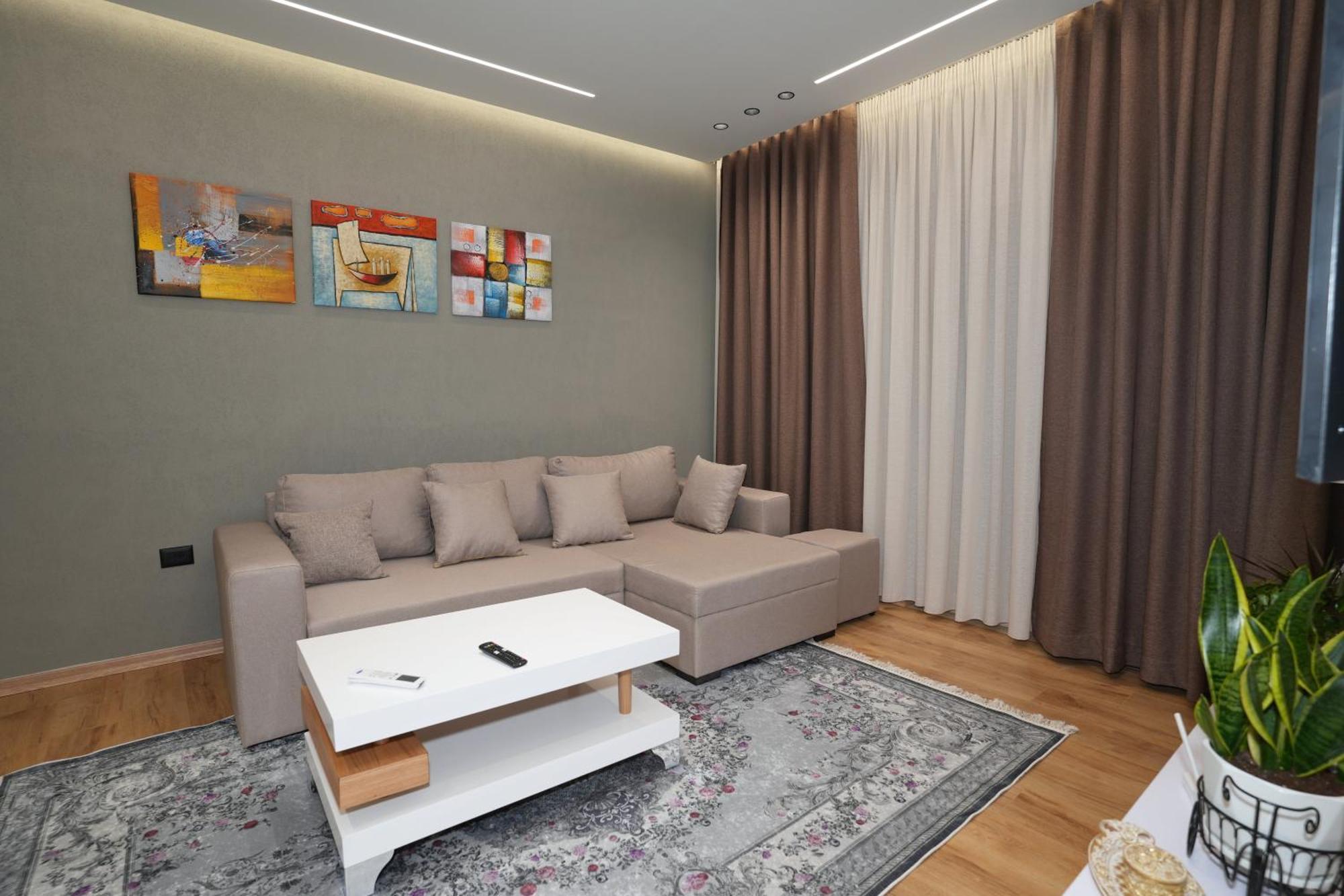 Rs Skendo Apartments จีโรคาสเตอร์ ภายนอก รูปภาพ