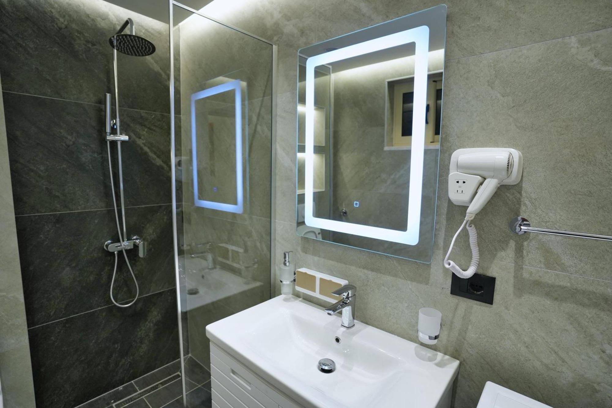 Rs Skendo Apartments จีโรคาสเตอร์ ภายนอก รูปภาพ