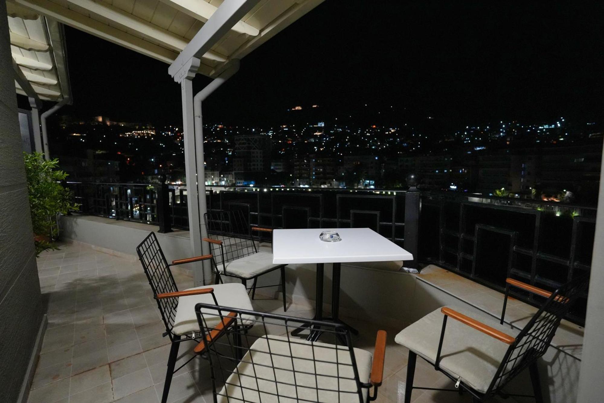 Rs Skendo Apartments จีโรคาสเตอร์ ภายนอก รูปภาพ